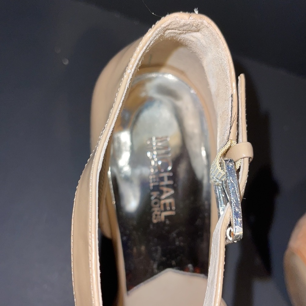 Michael kors wedges - Picture 6 of 7